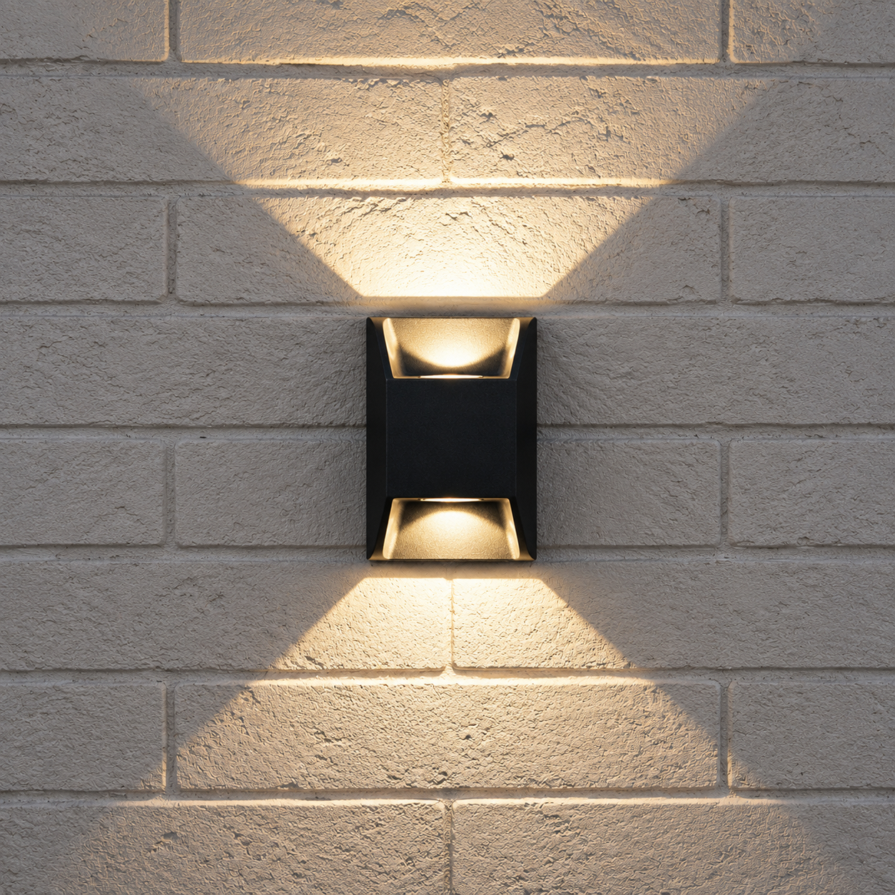 Ava Metal Outdoor Wall Light