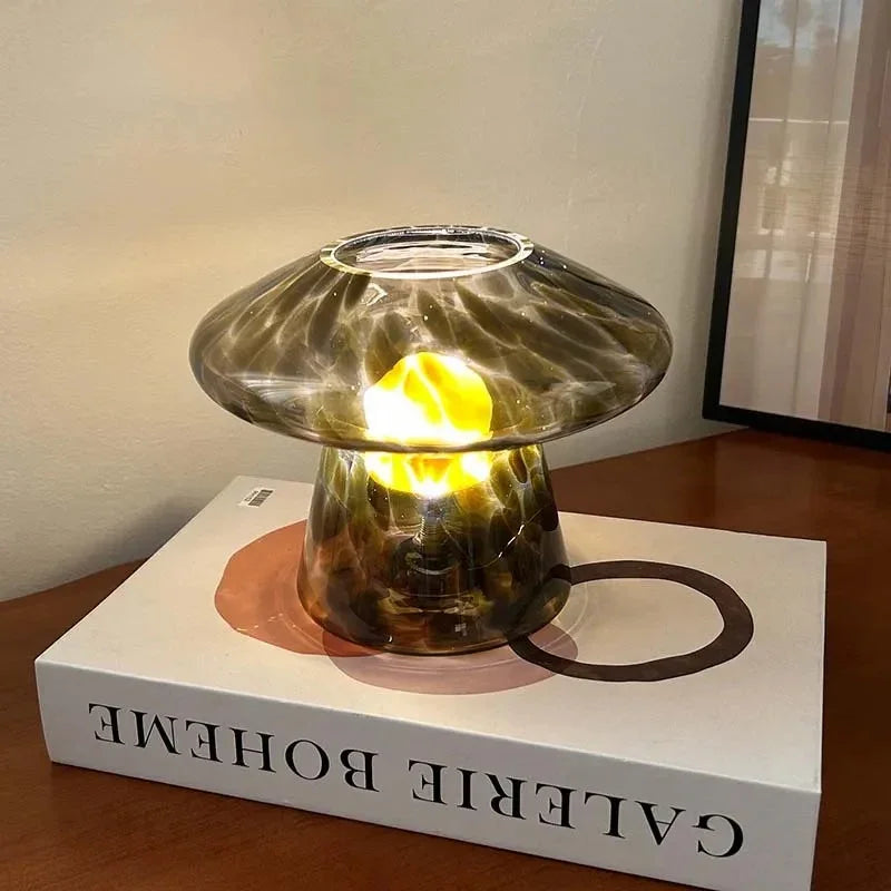 Alaia Desk Lamp