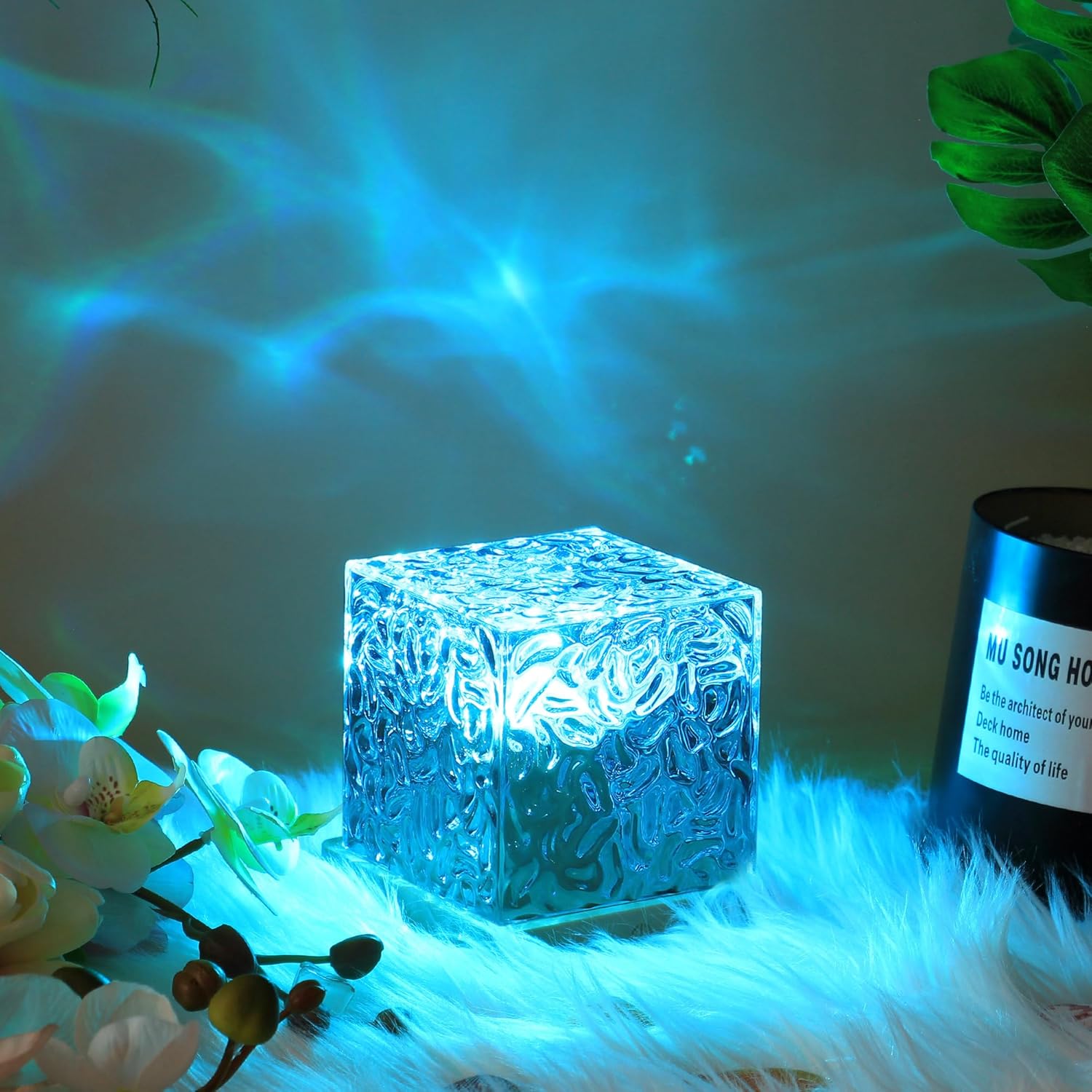 Borealis Cube Lamp