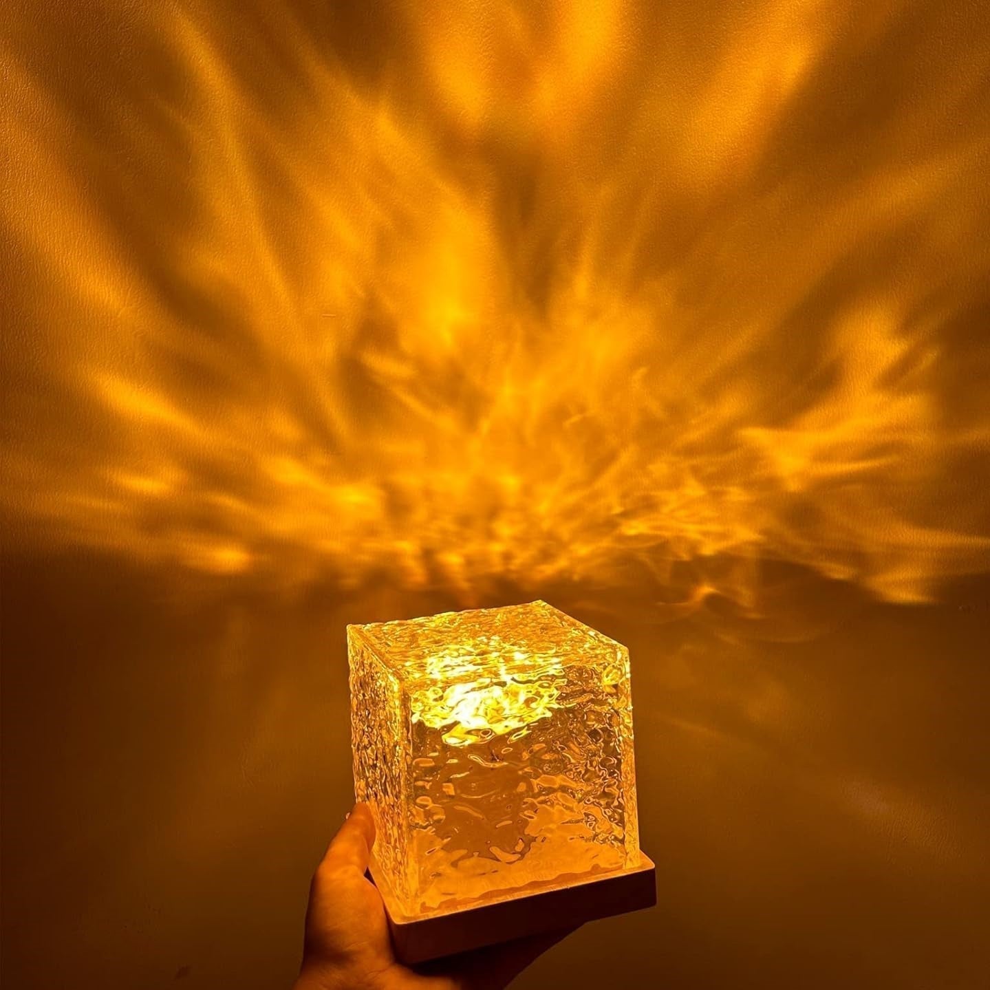 Borealis Cube Lamp