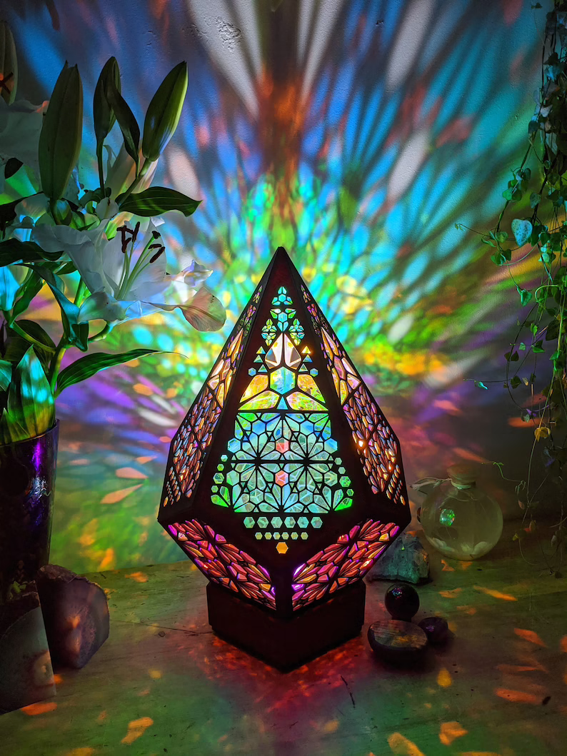 Lumi Sculpture Table Lamp