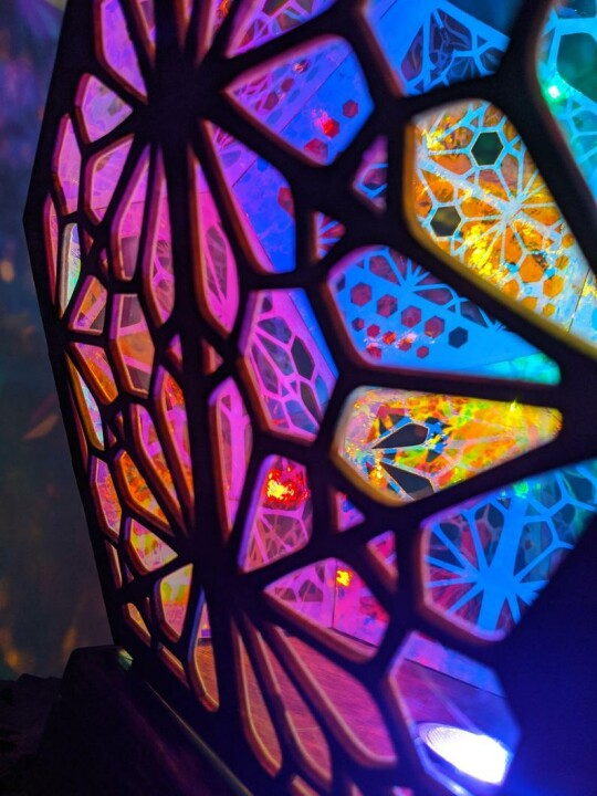 Lumi Sculpture Table Lamp