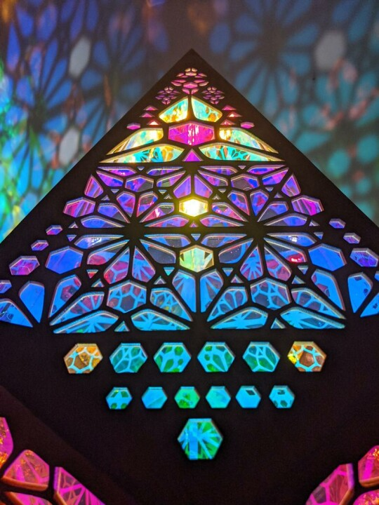 Lumi Sculpture Table Lamp