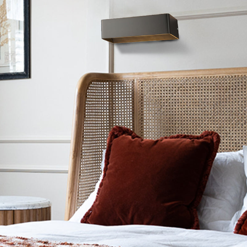 Vanta Wall Light