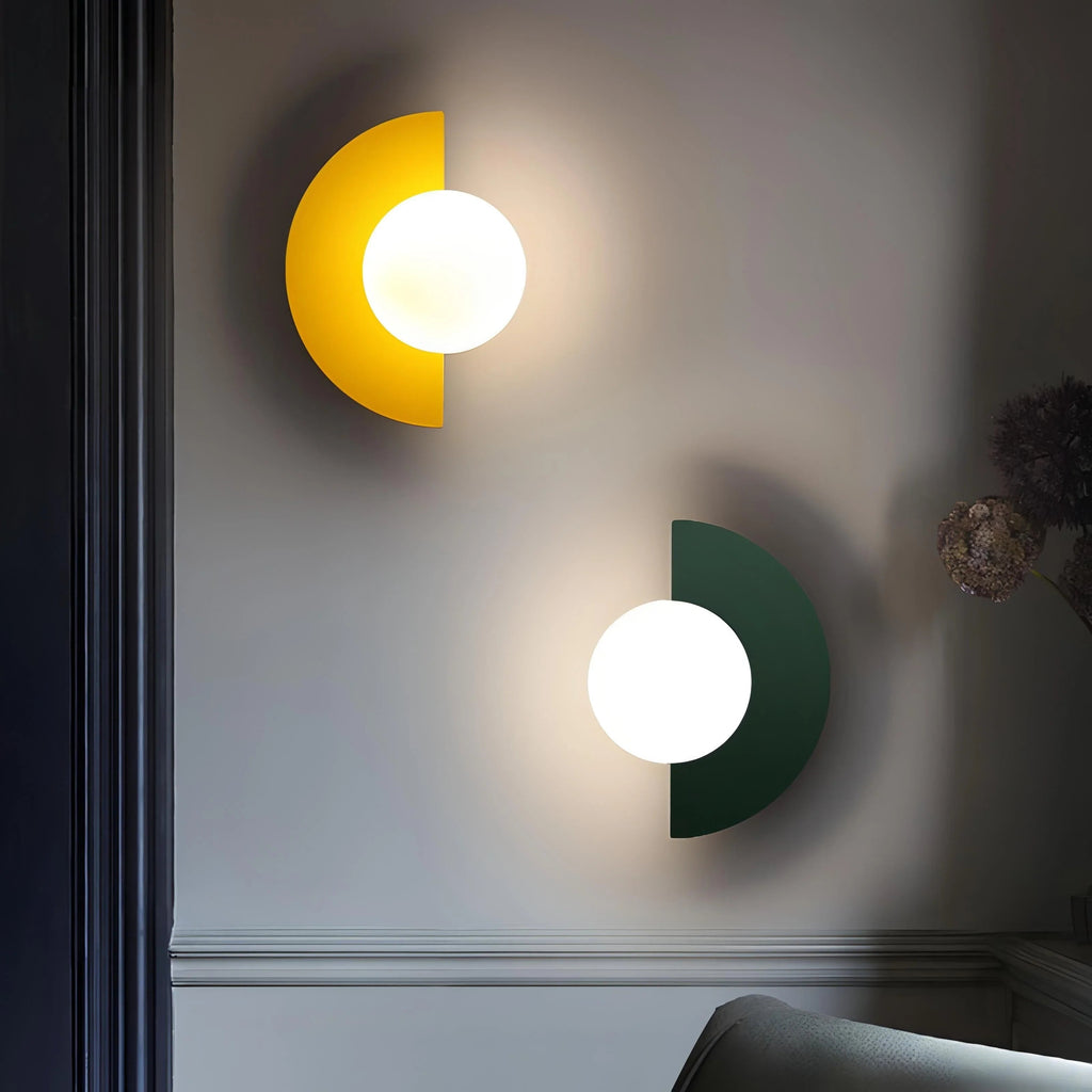 Strale Wall Light