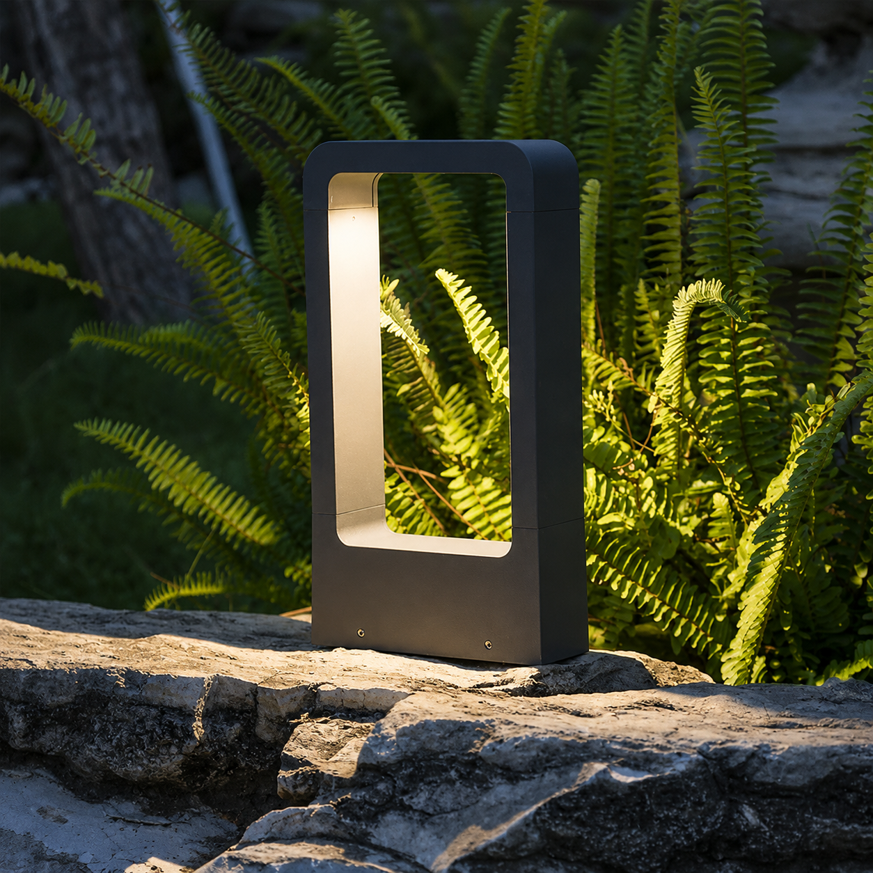 Luna Aluminium LED Garden Light