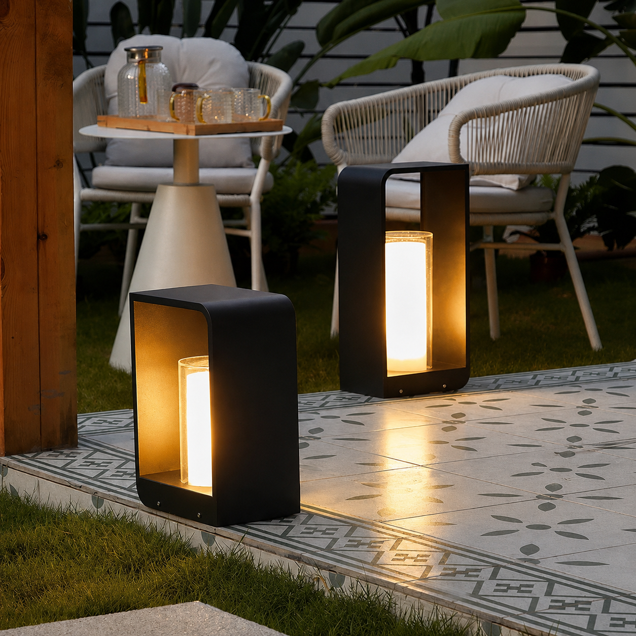 Atlas Stainless Steel LED Garden Lamp